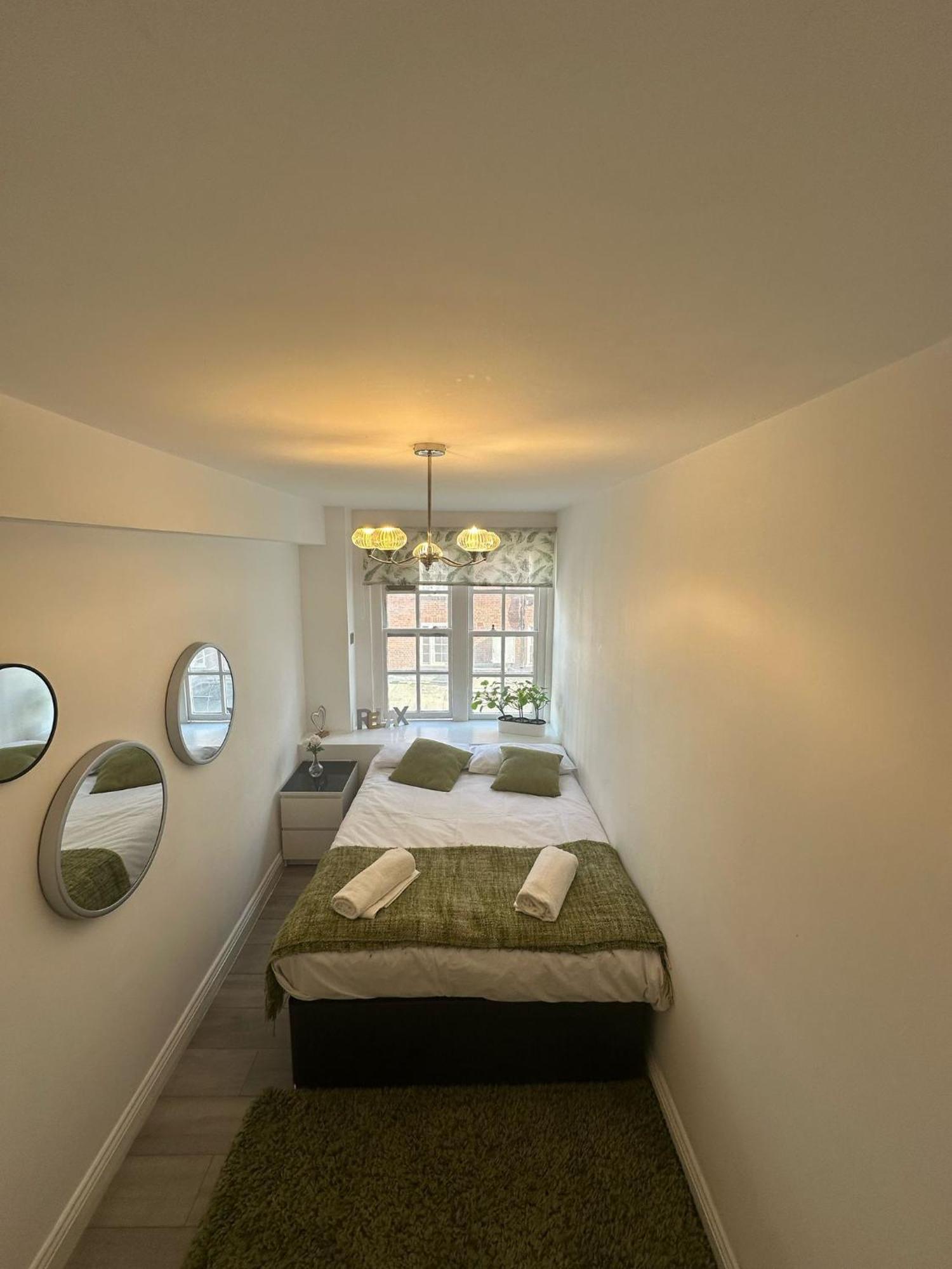 Apartamento Spacious 3 Bedroom Flat In The Heart Of *